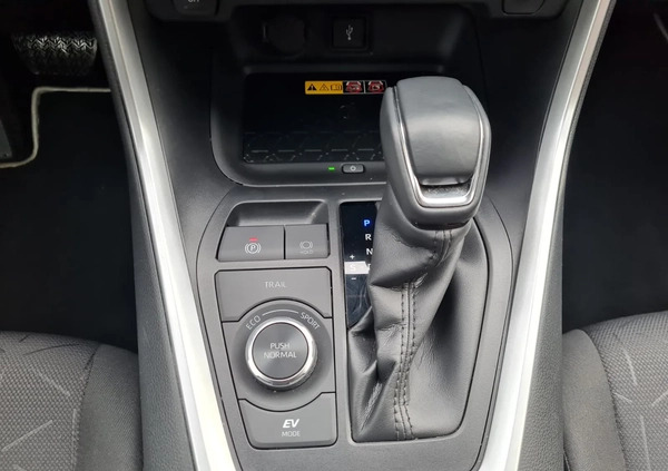 Toyota RAV4 cena 99600 przebieg: 17300, rok produkcji 2022 z Wieleń małe 352